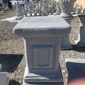 Pedestal 14"